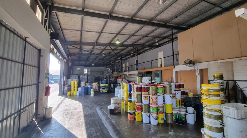 Industrial Premises in Complex Property Images