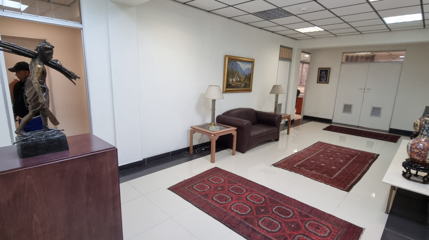 ± 2 650 m² Commercial Property In Durban CBD Property Images