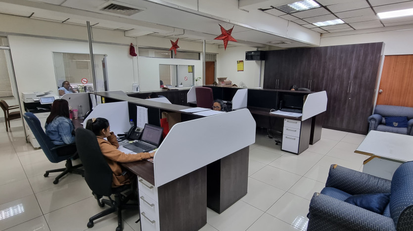 ± 2 650 m² Commercial Property In Durban CBD Property Images
