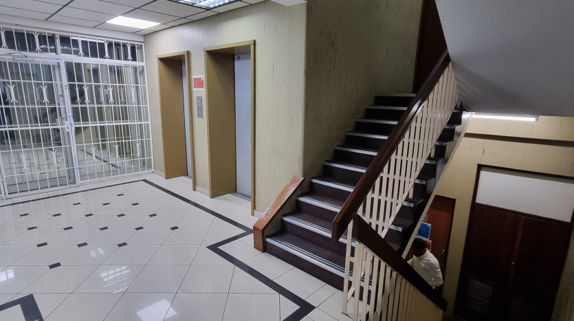 ± 2 650 m² Commercial Property In Durban CBD Property Images