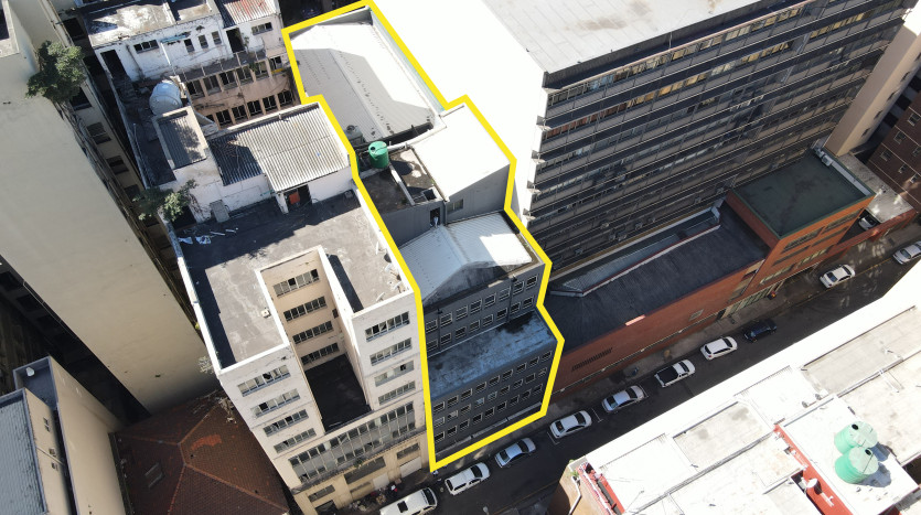 ± 2 650 m² Commercial Property In Durban CBD Property Images