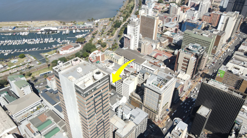 ± 2 650 m² Commercial Property In Durban CBD Property Images
