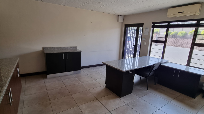 Industrial Property Within Mariann Industrial Park Property Images