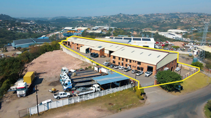 ± 4 400 m² Industrial Property Within Mariann Industrial Park Property Lead Image