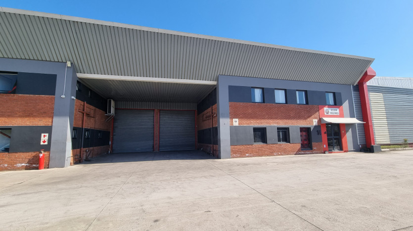 ± 642 m² Mini Factory Located in Cornubia Property Images