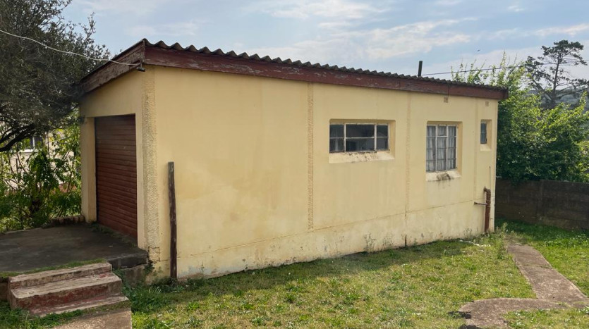 4 Bedroom House in Butterworth Property Images