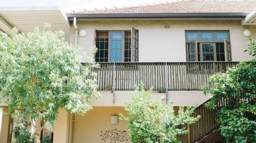 4 Star Guest House In Glenwood Property Images