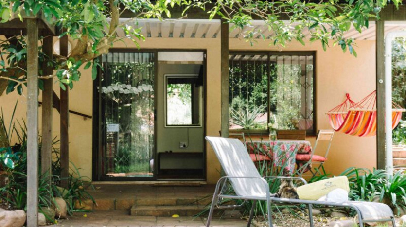 4 Star Guest House In Glenwood Property Images