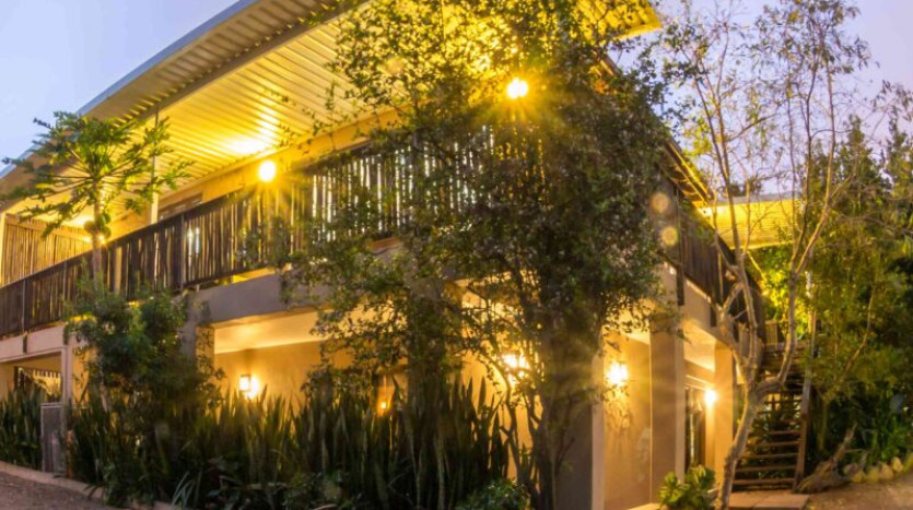 4 Star Guest House In Glenwood Property Images