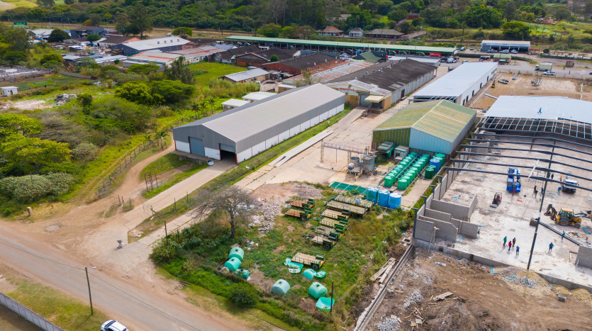 Ideal Cash & Carry Premises Property Images