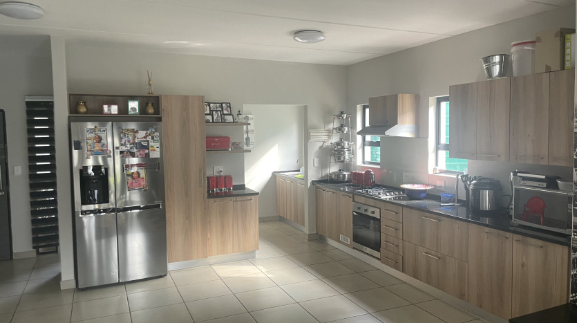 Secure Modern Living in Sandton Property Images