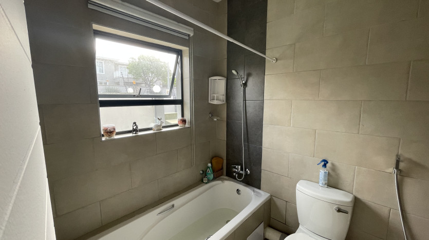 Secure Modern Living in Sandton Property Images
