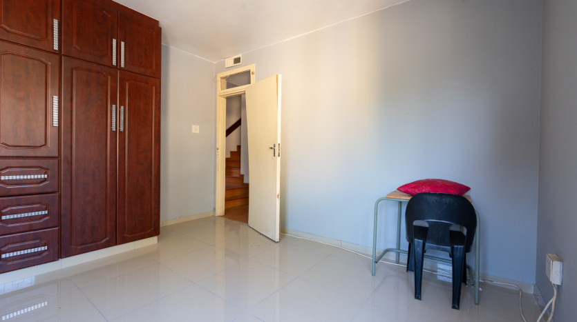 Large Family Home or Student Accommodation in Carrington Heights Property Images