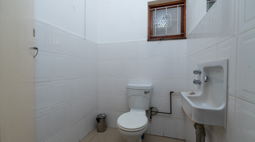 Large Family Home or Student Accommodation in Carrington Heights Property Images