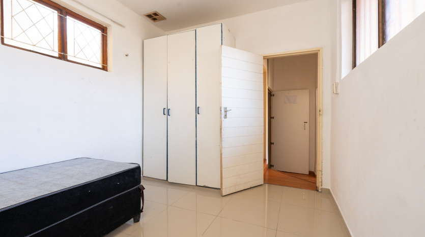 Large Family Home or Student Accommodation in Carrington Heights Property Images