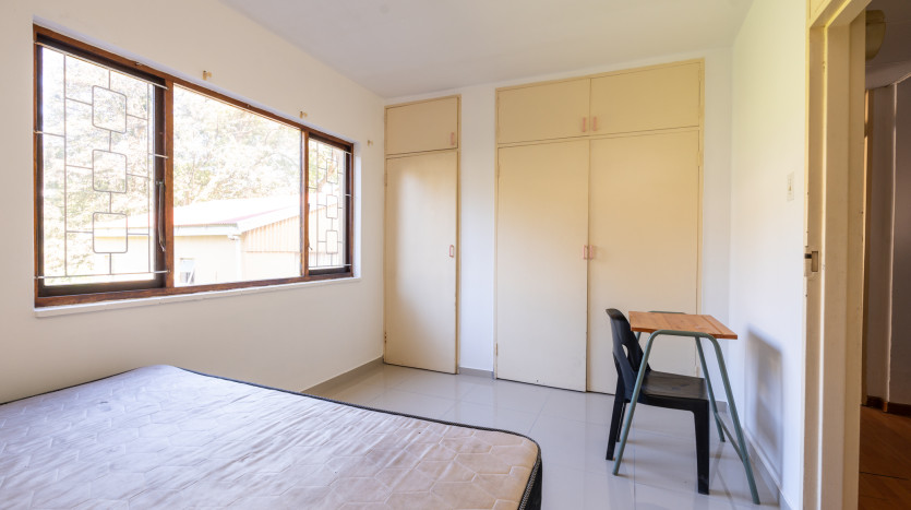Large Family Home or Student Accommodation in Carrington Heights Property Images