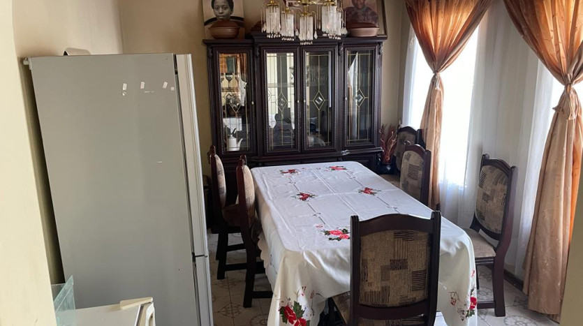 3 Bedroom Home in Phakamisa Property Images
