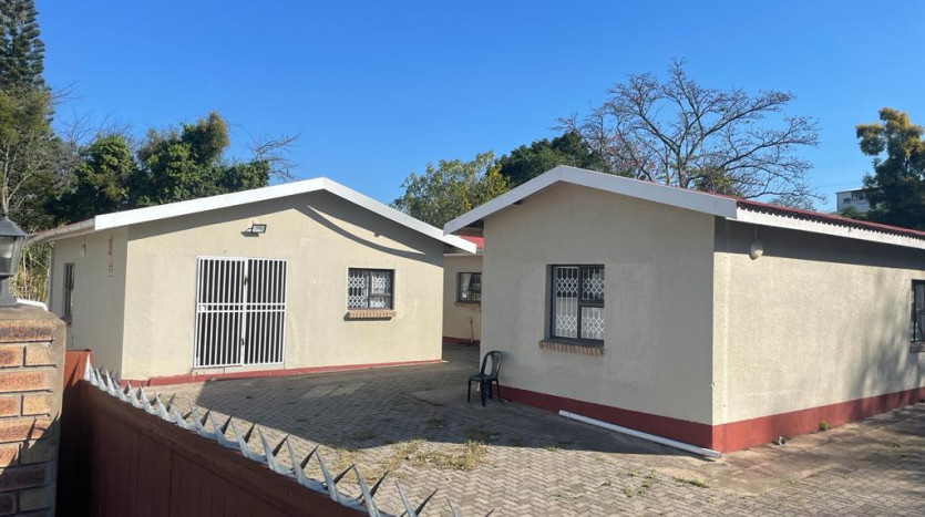 3 Bedroom House & Flatlet Property Lead Image