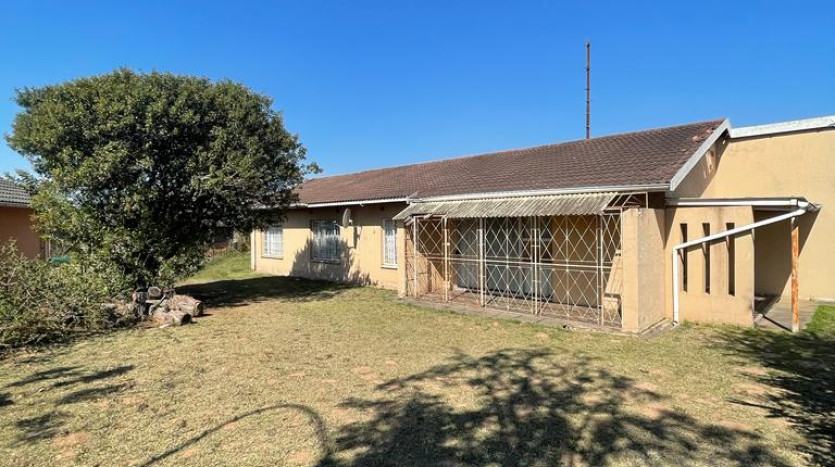 3 Bedroom House in Mthatha Property Images