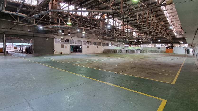 Large Industrial Property Close To Dube Tradeport (Ex Grafton Everest Premises) Property Images