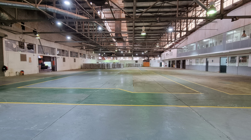 Large Industrial Property Close To Dube Tradeport (Ex Grafton Everest Premises) Property Images