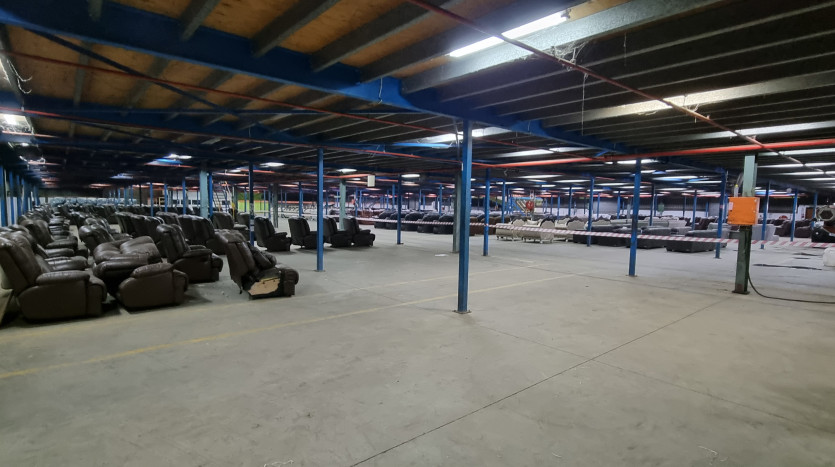 Large Industrial Property Close To Dube Tradeport (Ex Grafton Everest Premises) Property Images