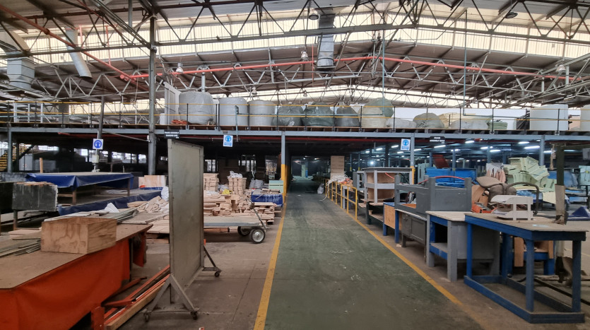 Large Industrial Property Close To Dube Tradeport (Ex Grafton Everest Premises) Property Images