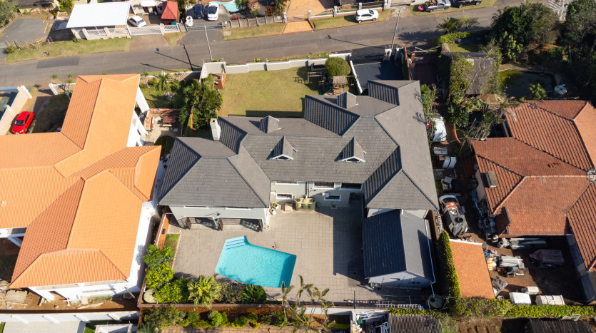 Exclusive Mansion With Golf Course and Sea Views Property Images