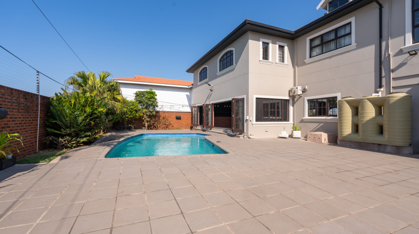 Exclusive Mansion With Golf Course and Sea Views Property Images