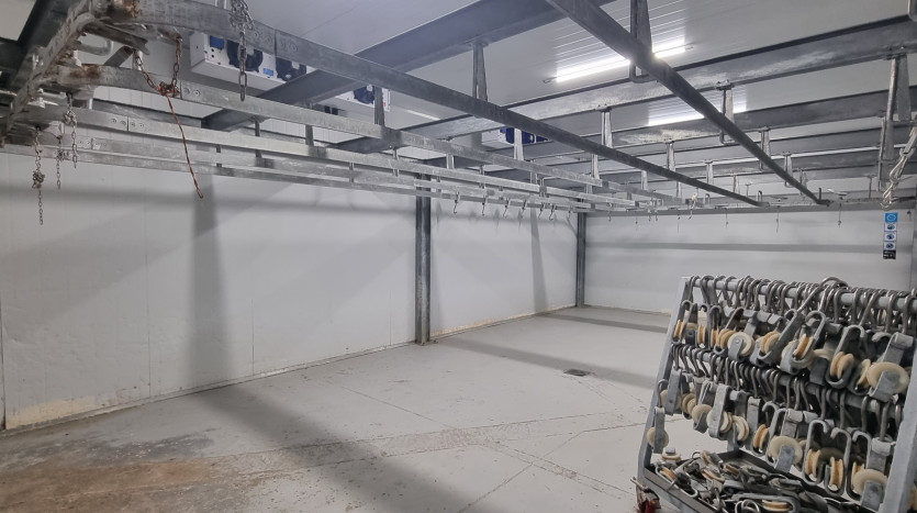 Cold Storage Facility / Mini Factory In Secure Business Park Property Images