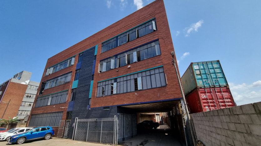 4 Storey Industrial Building in Clairwood Property Lead Image