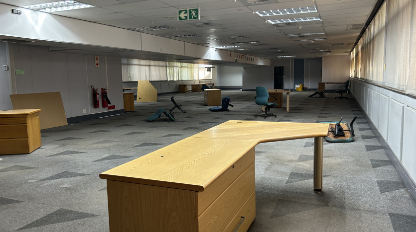 Telkom Portfolio: Expansive Commercial Complex in Krugersdorp Property Images