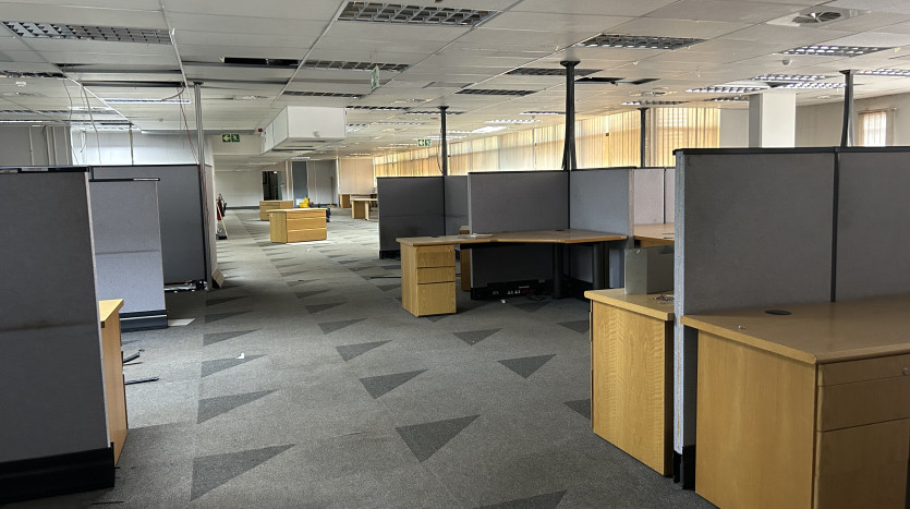 Telkom Portfolio: Expansive Commercial Complex in Krugersdorp Property Images