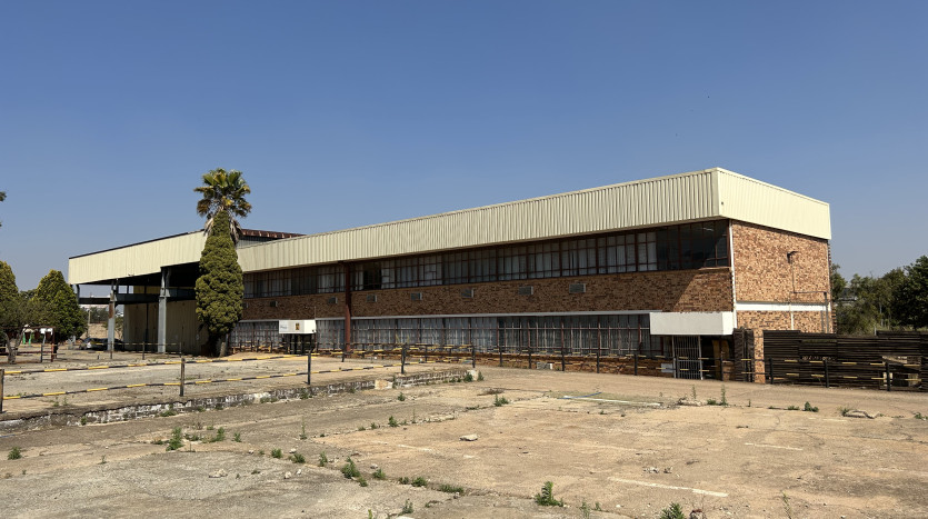 Telkom Portfolio: Expansive Commercial Complex in Krugersdorp Property Lead Image
