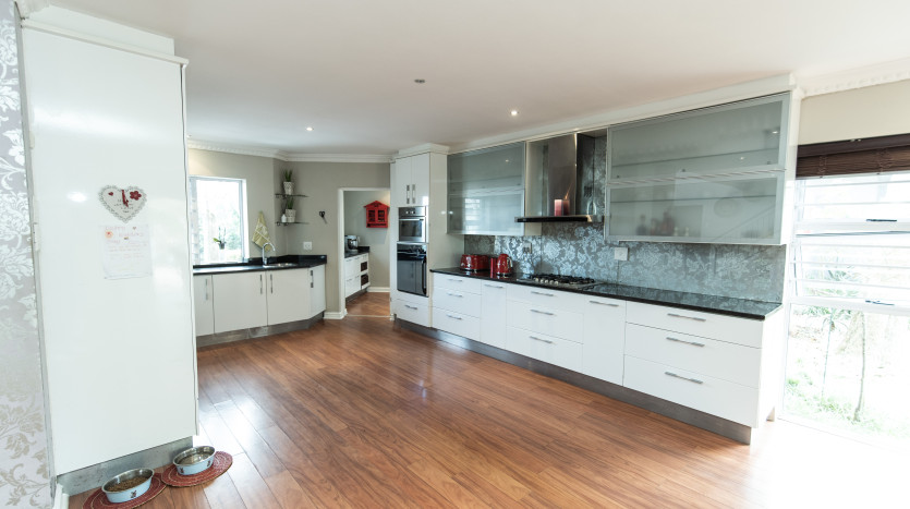Equestrian Estate Living Property Images