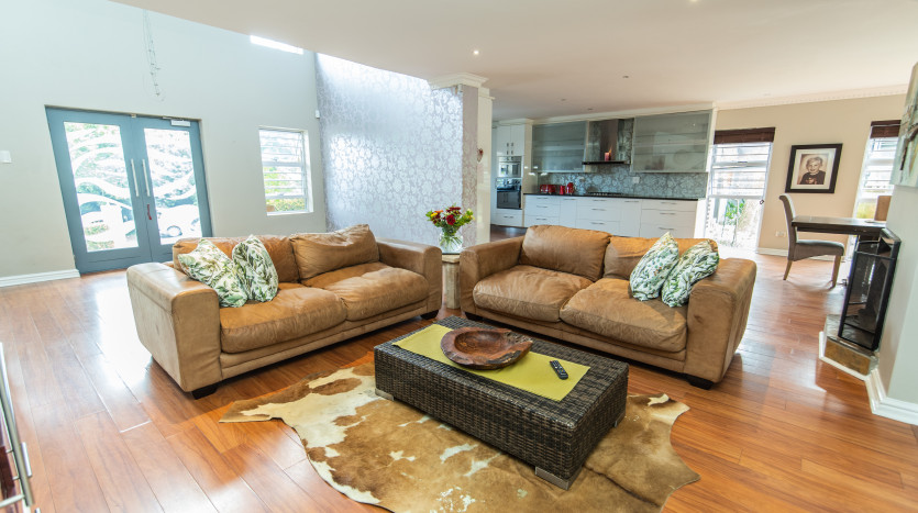 Equestrian Estate Living Property Images
