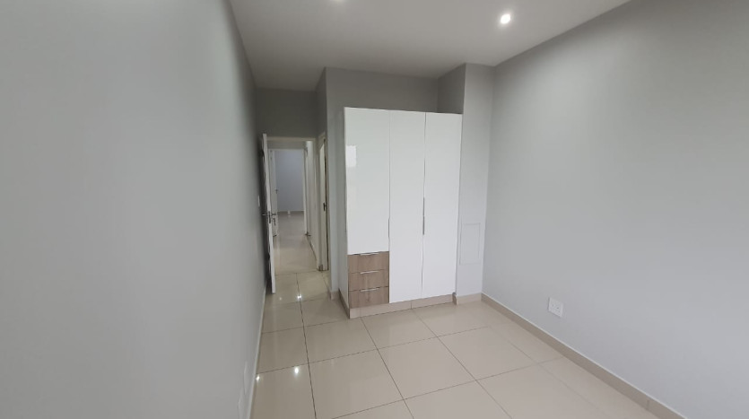 Lock Up And Go Apartment in Umhlanga Ridge Property Images