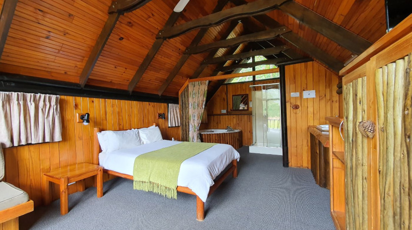 Garden Route Eastern Cape Tourism Lodge For Sale – Tsitsikamma Forest Property Images