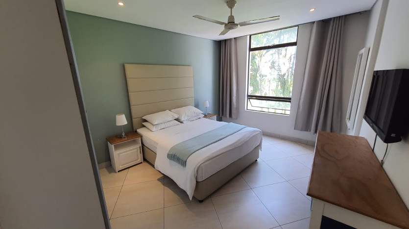 Seaside Serenity: Your Beachfront Retreat in Umhlanga Property Images
