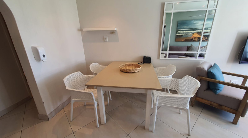 Seaside Serenity: Your Beachfront Retreat in Umhlanga Property Images