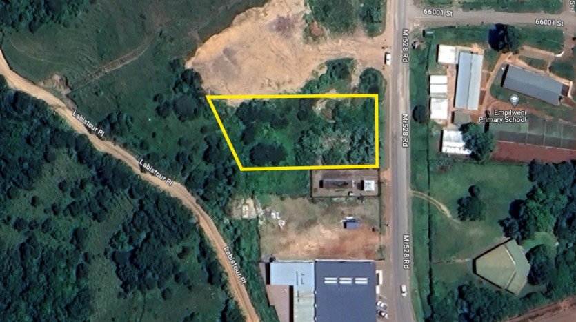 Development Site in Botha’s Hill Property Lead Image