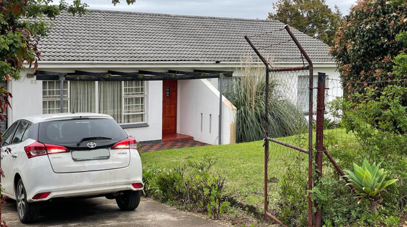 3 Bedroom Home in Southernwood Property Lead Image