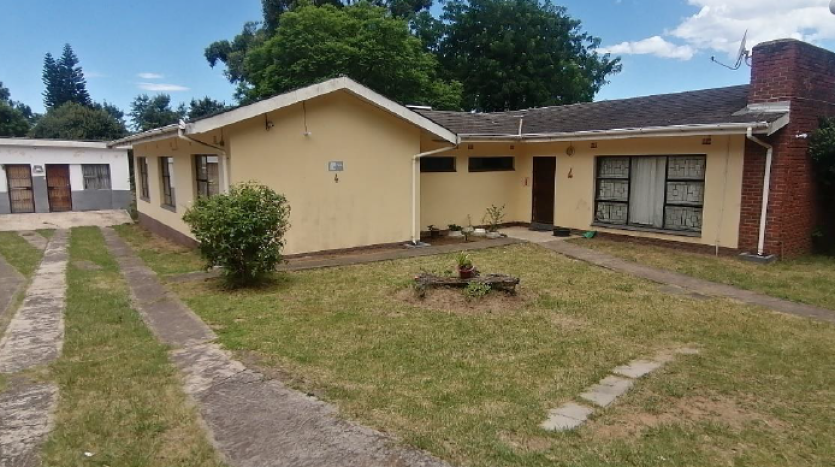 3 Bedroom House with Double Garage Property Images