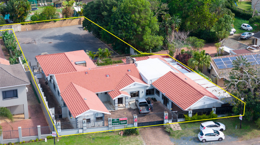 Stand-Alone Office Building and 3 Bedroom Home in Westville Property Images