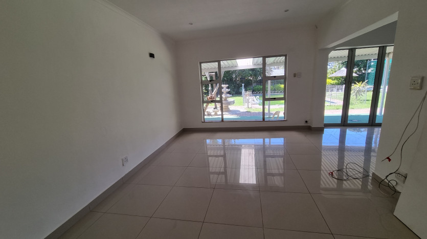 Stand-Alone Office Building and 3 Bedroom Home in Westville Property Images