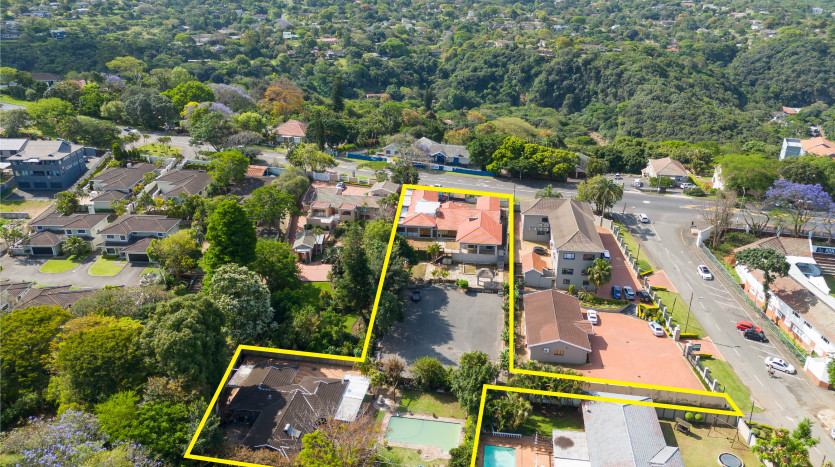 Stand-Alone Office Building and 3 Bedroom Home in Westville Property Images