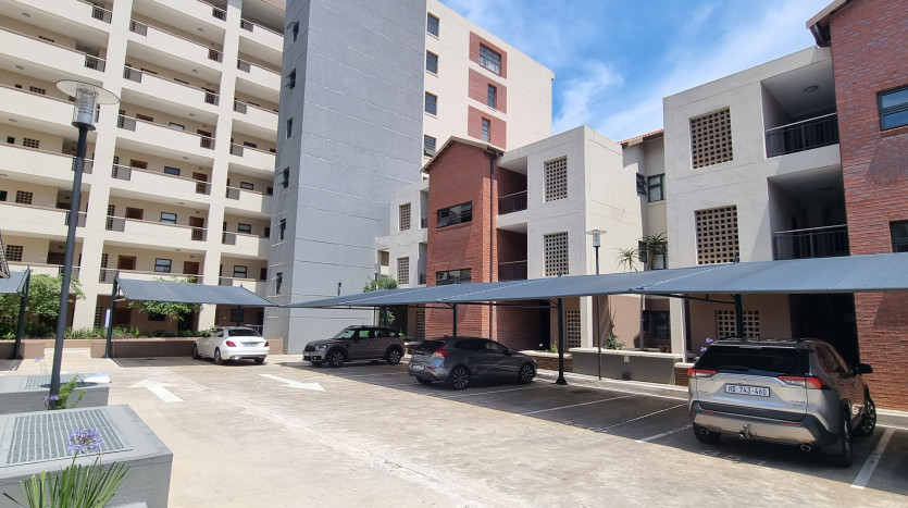 Upmarket Apartment in Umhlanga Property Images
