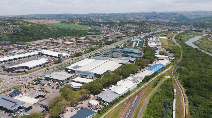 Prime Retail Property in Umgeni Business Park Property Images