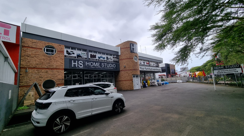 Prime Retail Property in Umgeni Business Park Property Images