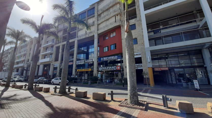 Retail And Offices In Gateway, Umhlanga Rocks Property Images